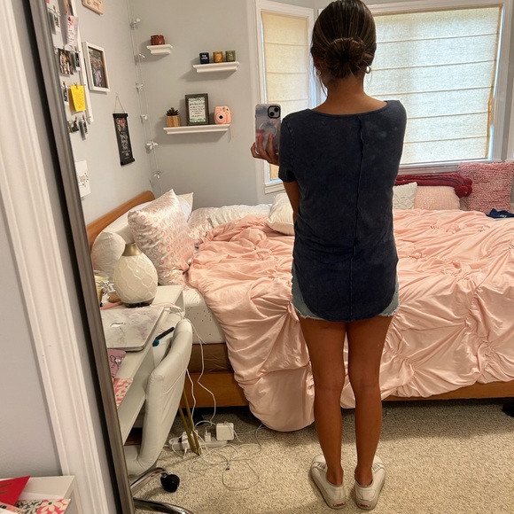 Me To We Pocket Tee - Picture 7 of 7